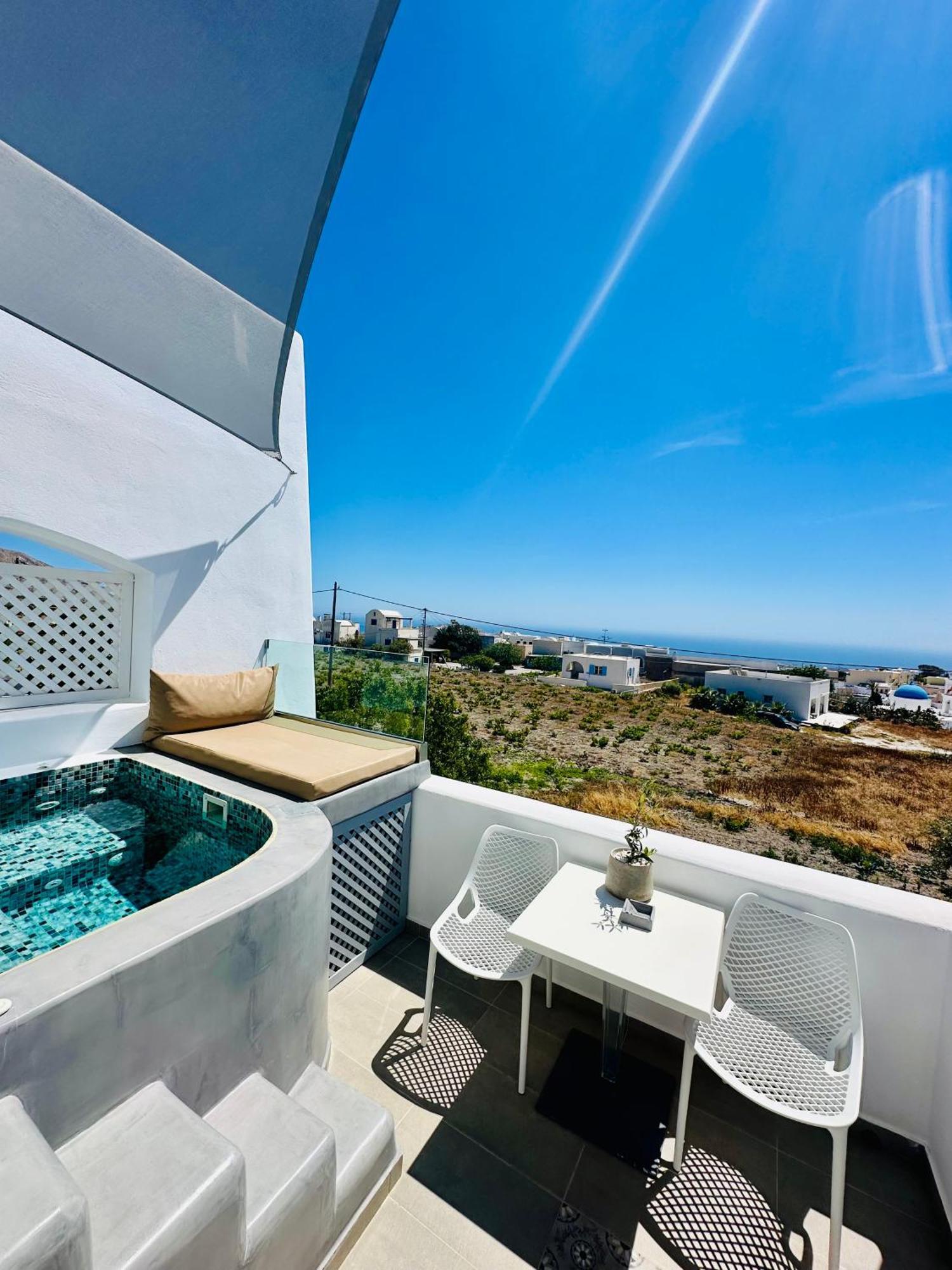 White Harmony Suites Мегалохори Экстерьер фото